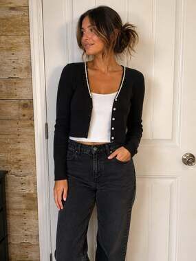 ASTR The Label Melissa Pearl Trim Cropped Cardigan Sweater
